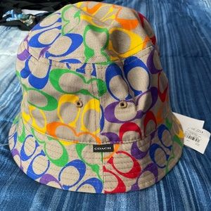 NWT Coach Pride Collaboration Rainbow Signature Bucket Hat BallCap Beanie Bowler